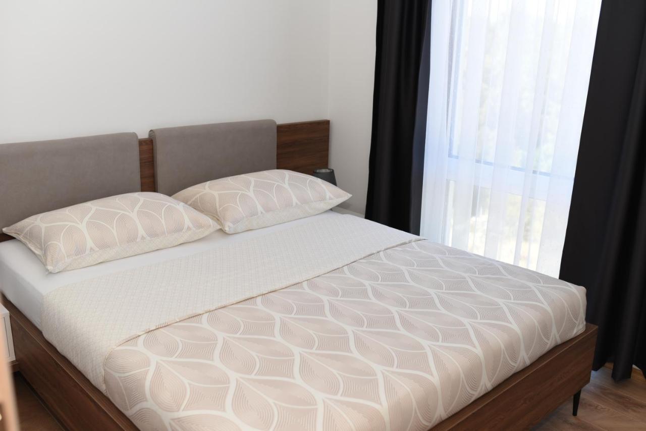 B1Villa 斯里马 外观 照片