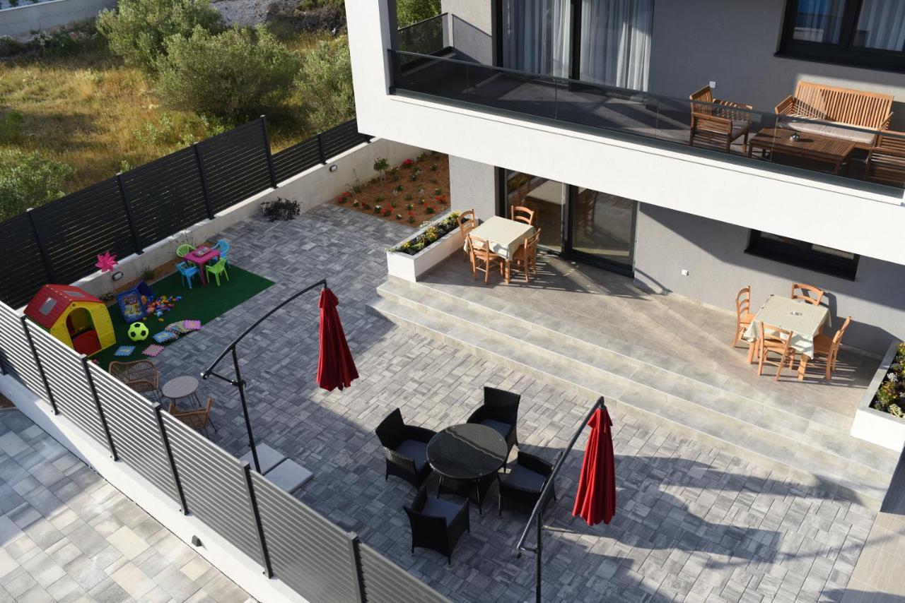 B1Villa 斯里马 外观 照片